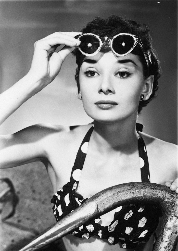 anh-chan-dung-Audrey-Hepburn-Portrait-by-Angus-McBean